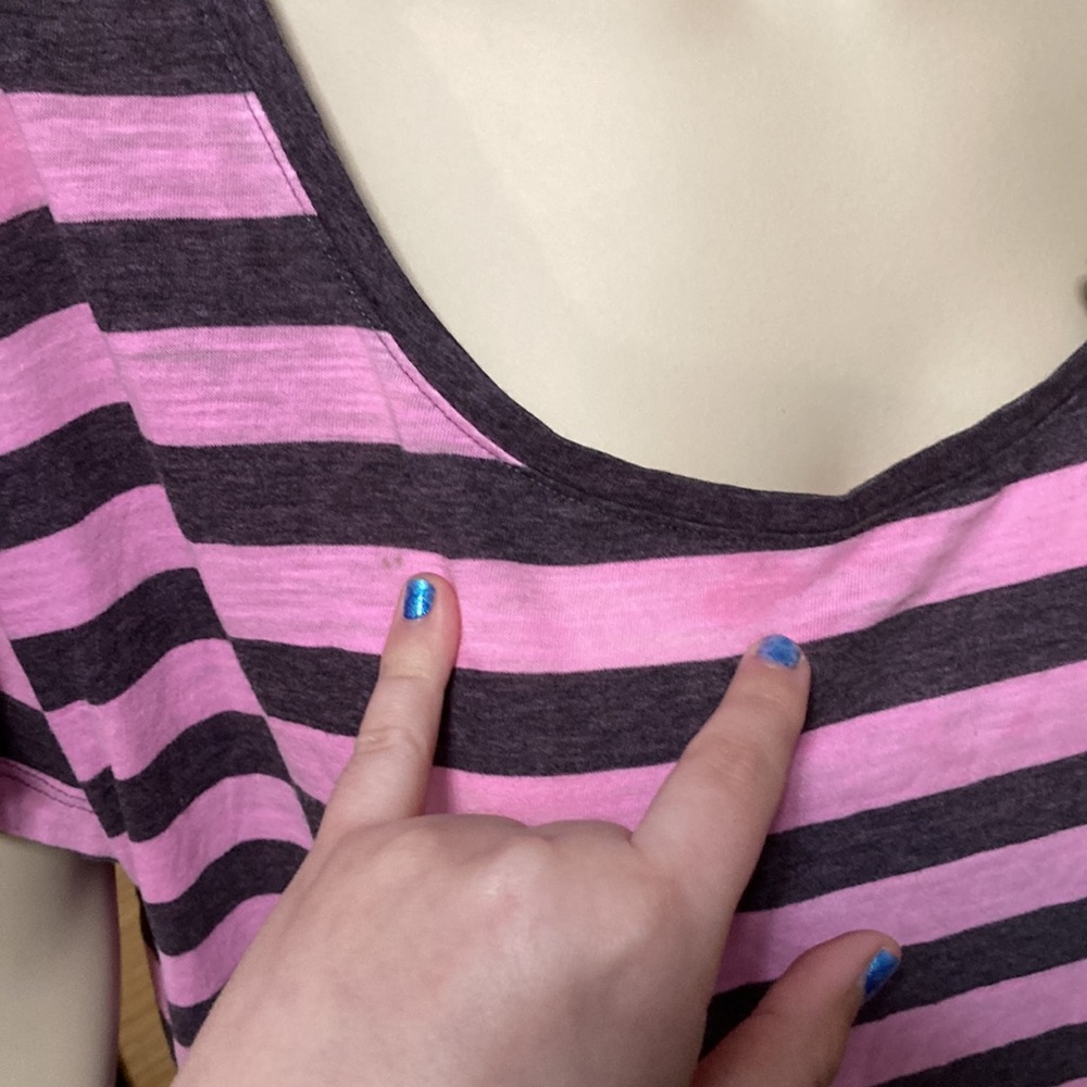 PINK crop striped top fair condition - Picture 5 of 8